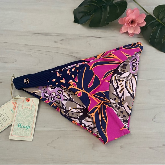 Maaji Reversible Floral Bikini Bottom 👙☀️ - Picture 2 of 14